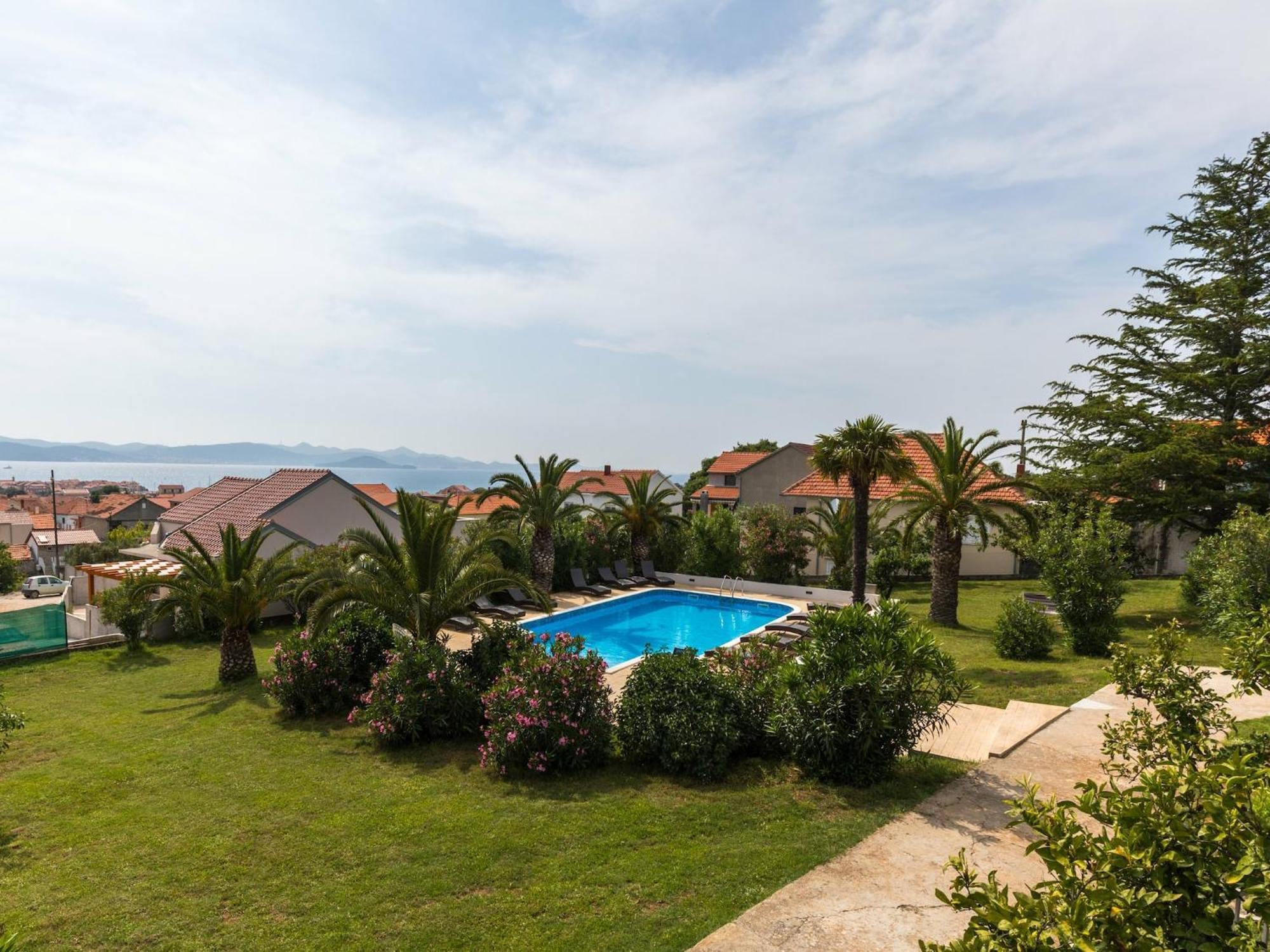 Scenic Holiday Home In Bibinje Near Sea Exteriör bild