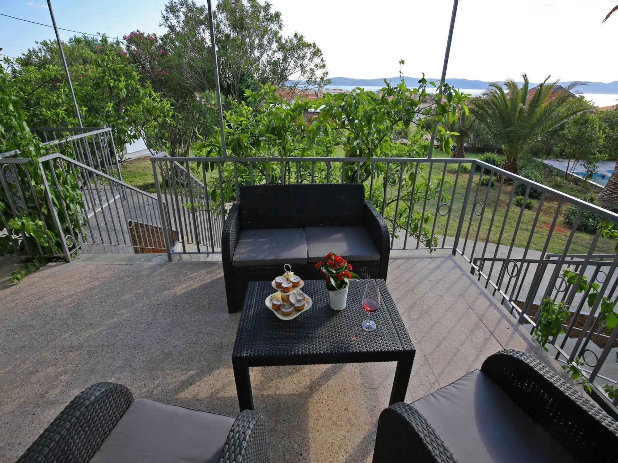 Scenic Holiday Home In Bibinje Near Sea Exteriör bild