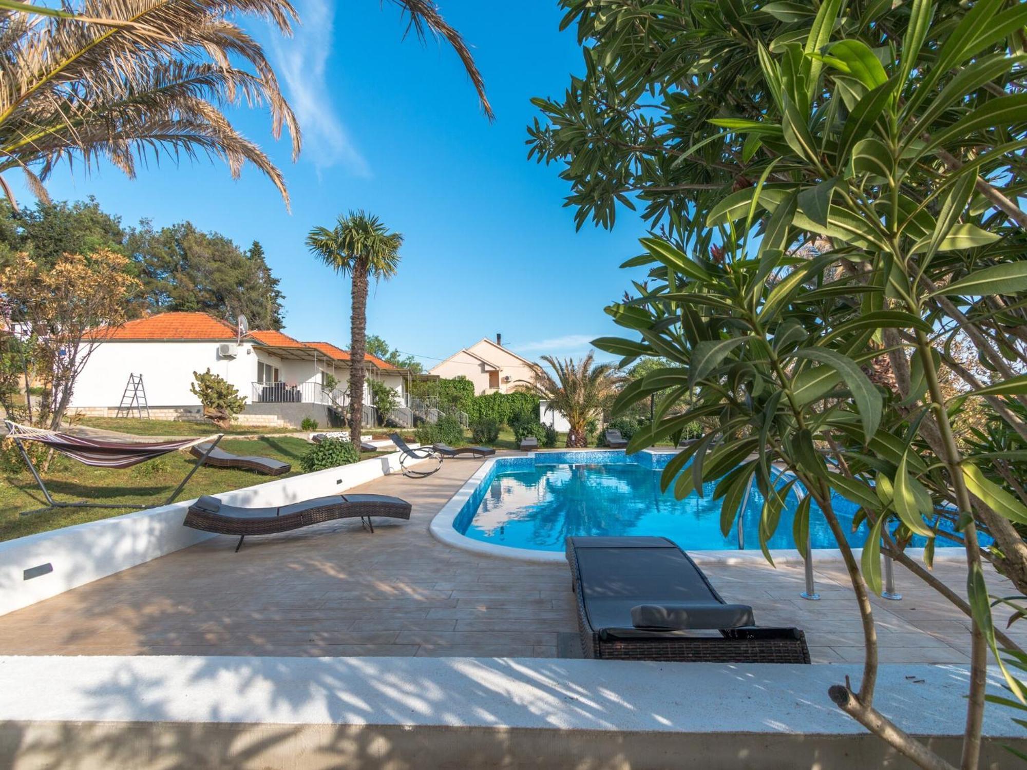 Scenic Holiday Home In Bibinje Near Sea Exteriör bild