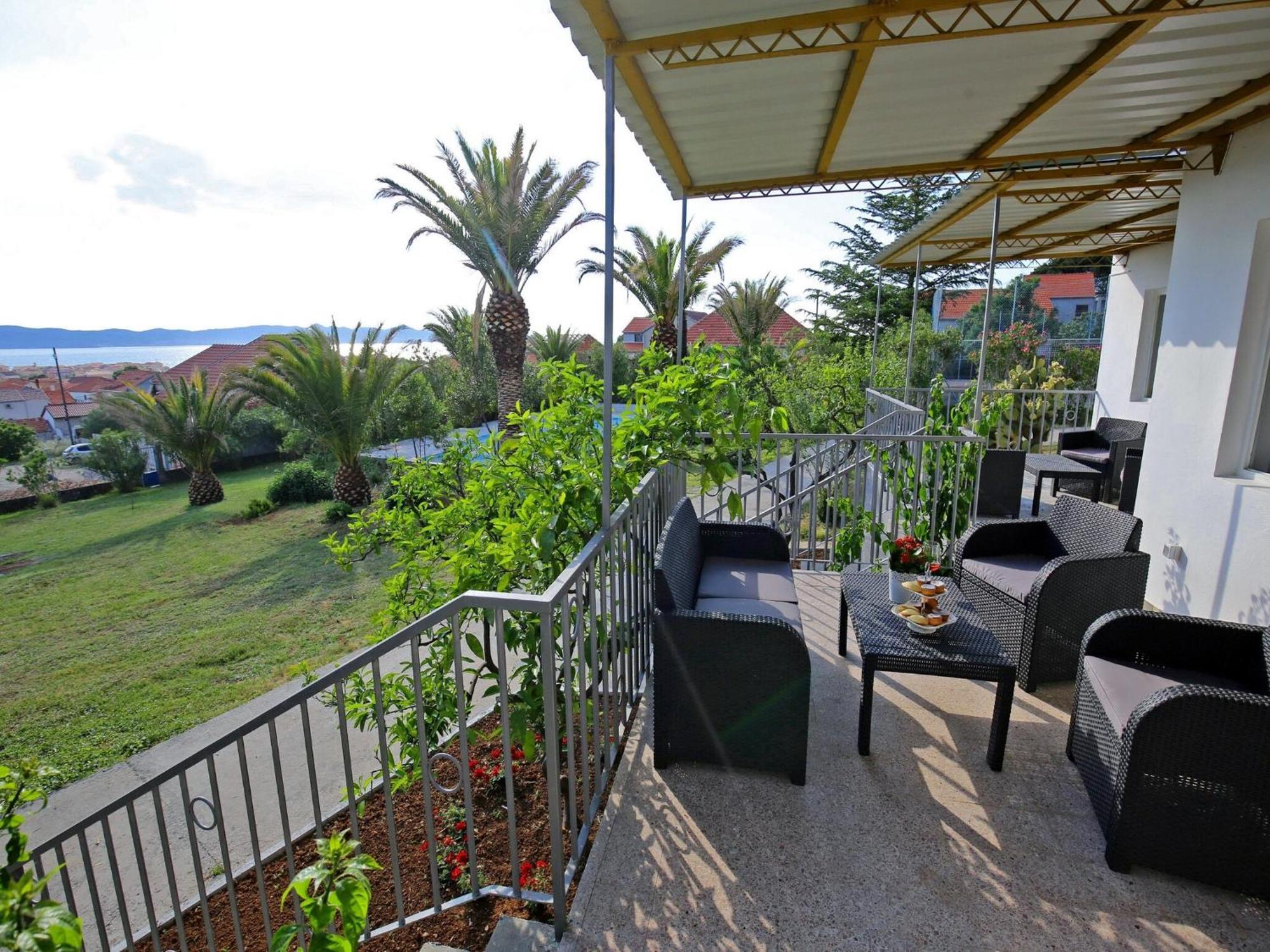 Scenic Holiday Home In Bibinje Near Sea Exteriör bild