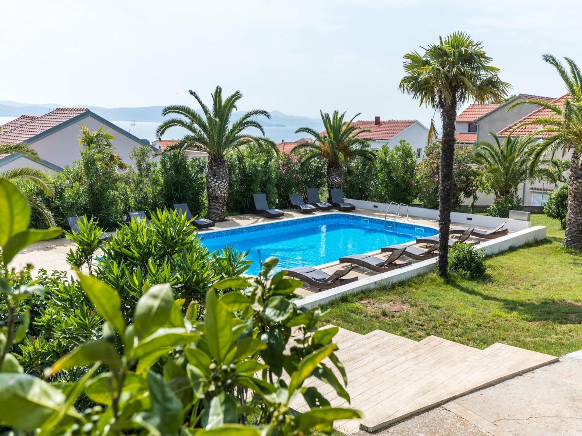 Scenic Holiday Home In Bibinje Near Sea Exteriör bild